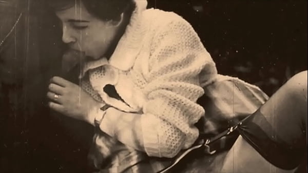 Old Lady's Hairy Secret: A Vintage Lesbo Feast