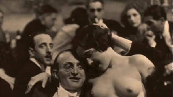 Old Money Lesbos Get Down & Dirty