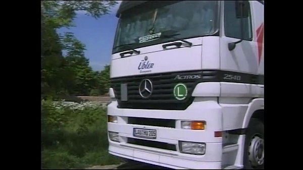 Truck Stop Blowjob: She Loves a Man in Uniform