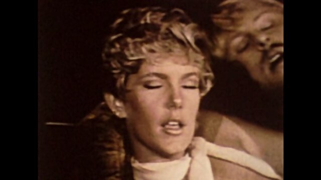 Vintage Screaming O-Face – She Can’t Take It!