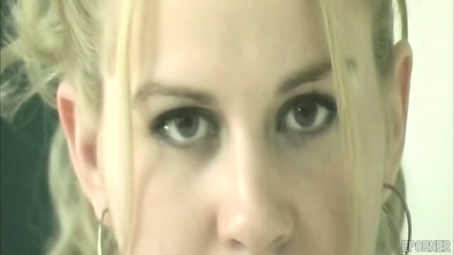 Silky Blonde Pussy Gets a Sloppy Massage