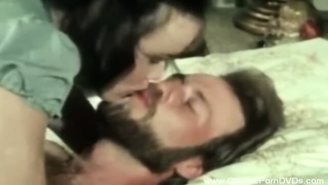 Vintage MILF Loves a Good Deepthroat