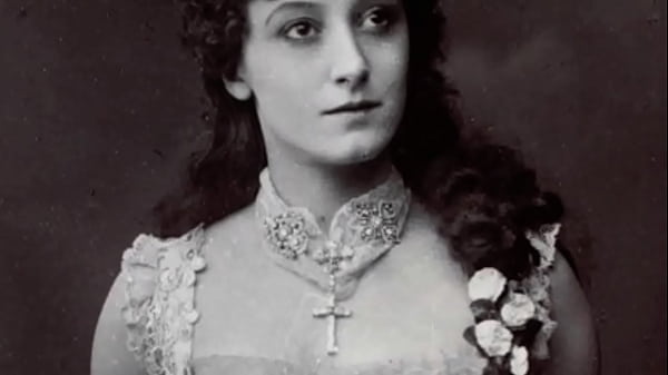 Old School Pussy Power